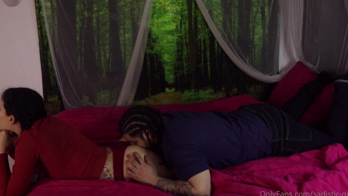 Sadistic Queen Sniff My Ass While I Watch Tv Hd P I