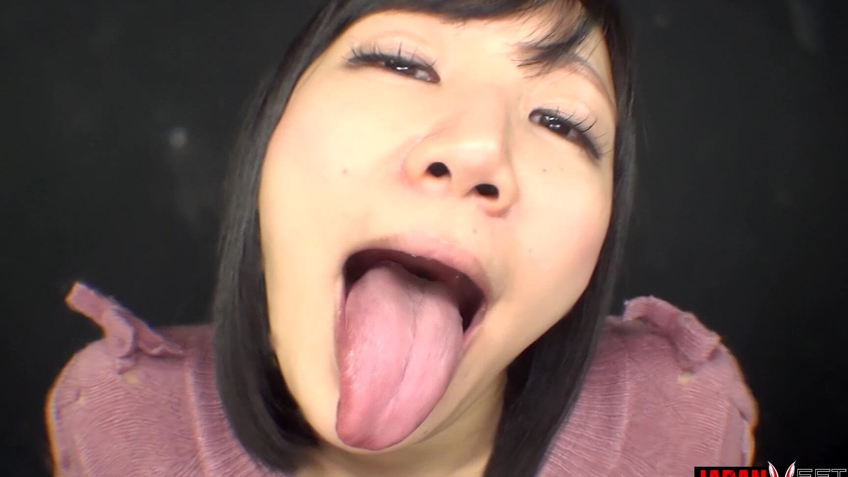 Japan Ff Intimate Kiss With Maki Inside Her Mouth On Full Display