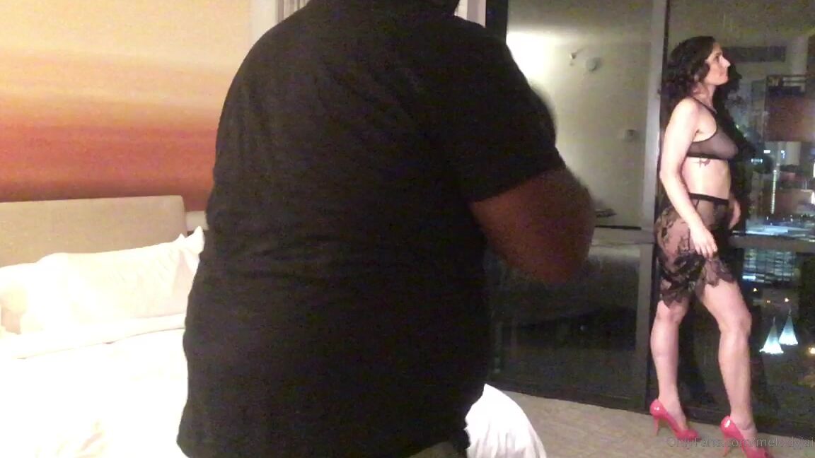 Melodyjai Hope You Enjoy This Bts Video Of My Shoot