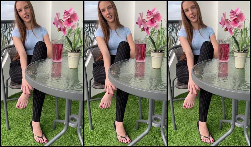 Tinsleyteaser Onlyfans Private Balcony Date Pov 6 Mins I M Dangling My Flipflops When I Notice You Staring Since I Kno Loq
