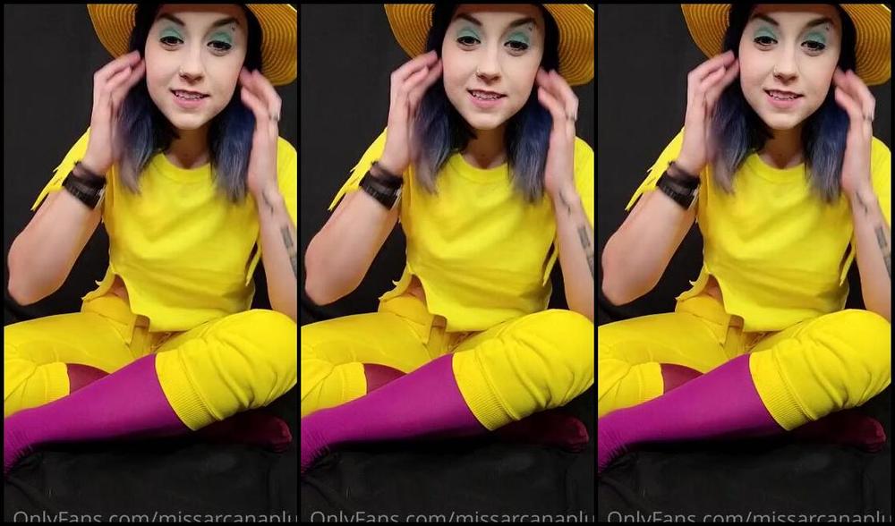 Missarcanaplus Nicknamed Missarcanaplus Onlyfans 19 23 A Bonus Plus Video Can You Believe Me And My Dad Made This Backpack 1