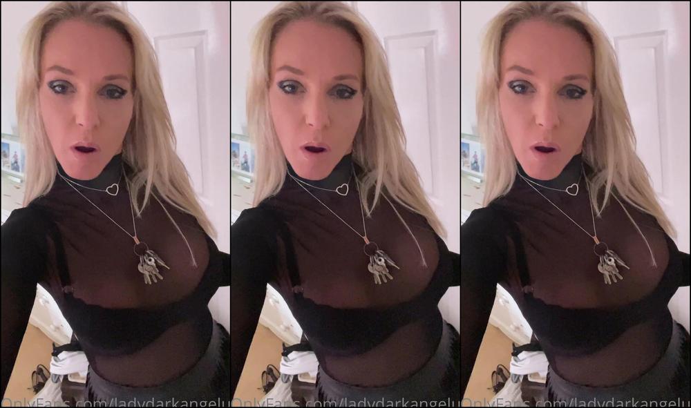 Lady Dark Angel In Milton Keynes Today With My Bestie