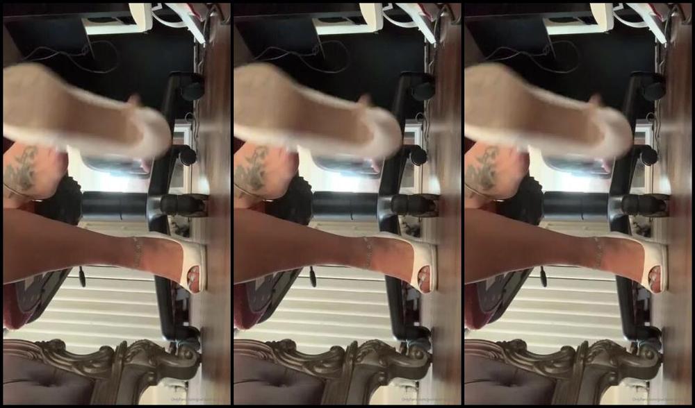 Goddessmonica00W Onlyfans Heel Dangle Joip