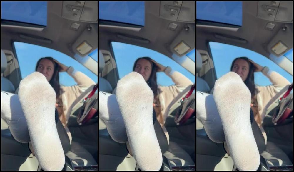 Soldmysolesforink Nicknamed Soldmysolesforink 10 26 2023 Onlyfans Video You Know What Time It Is Mid Day Check For My Favorite Little Freaks Were 4Vtk