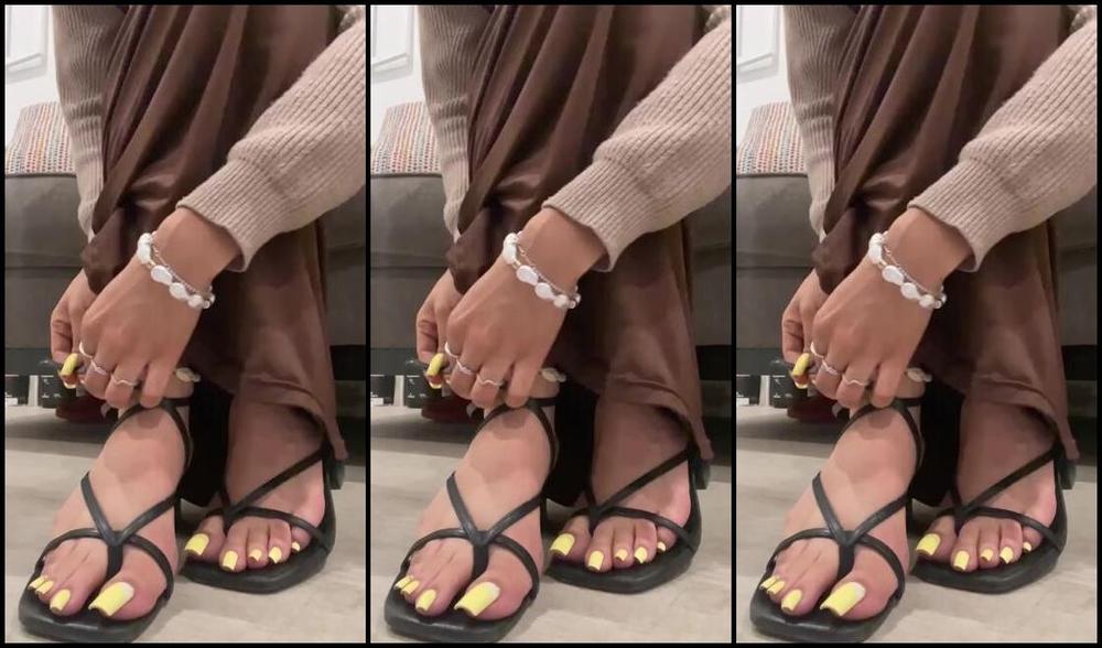 Lina S Feet Nicknamed Linacarina420 05 09 2025 Onlyfans Video Lunch Break Heel Dangle And Tease