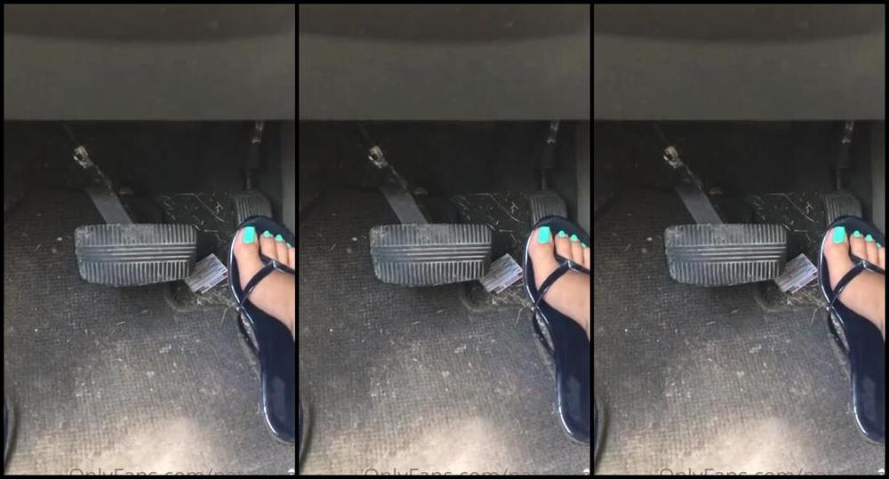 Natalie Fox Nicknamed Nataliefox Onlyfans Driving In Flip Flops2