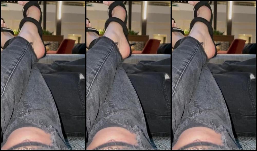 Fendi Feet Aka Goddessfendi Onlyfans I Just Love Showing Off My Feet In Public And Pda After I Made Him Cum W An Epic Footjob We Went 1P