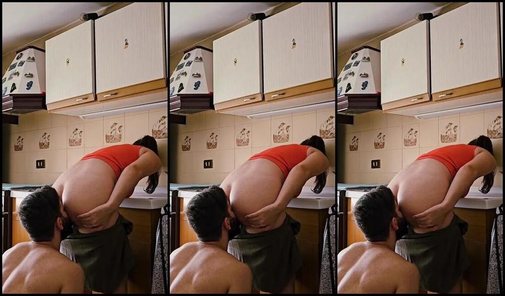 Emily Maxemilweber Nicknamed Maxemilweber 10 22 2023 Onlyfans Video When On Saturday I Eat A Pizza On Sunday Morning Its Guaranteed Death For Him