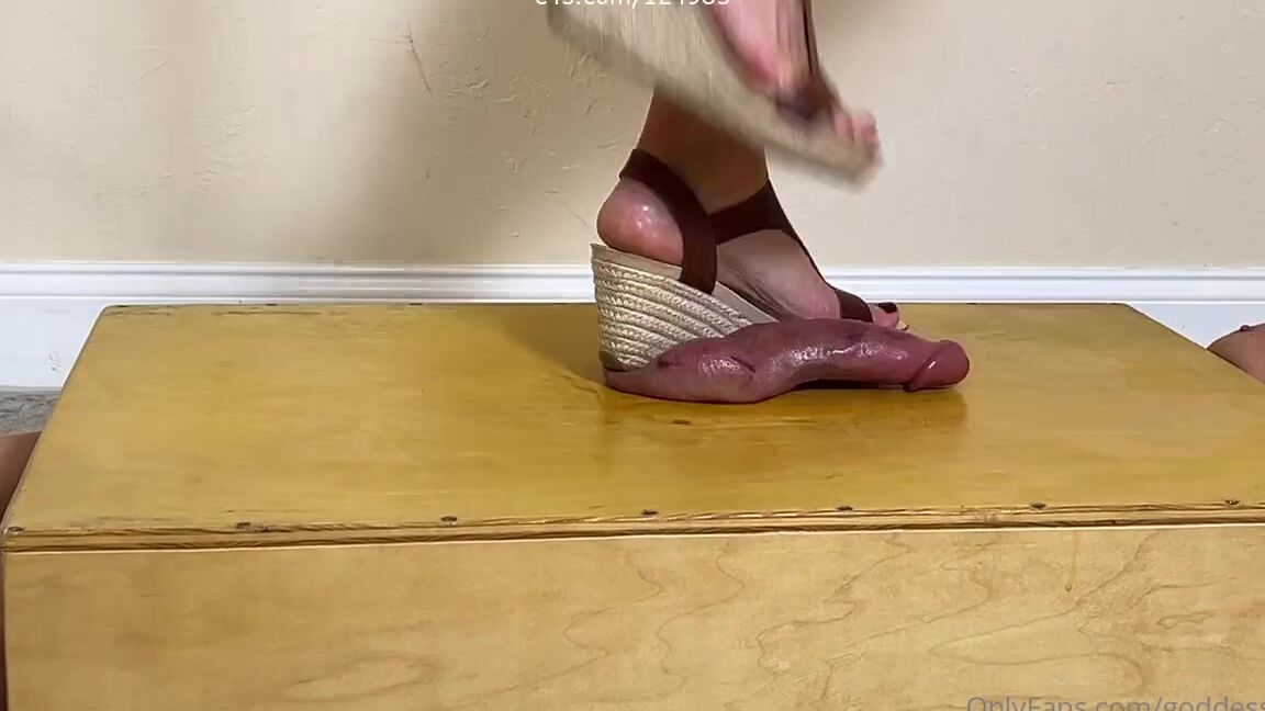 Goddess Kloe Nicknamed Goddesskloe 10 28 2024 Onlyfans Video New Clip Posted On C4S One Of My More Intense Clips In A While Three Sadistic