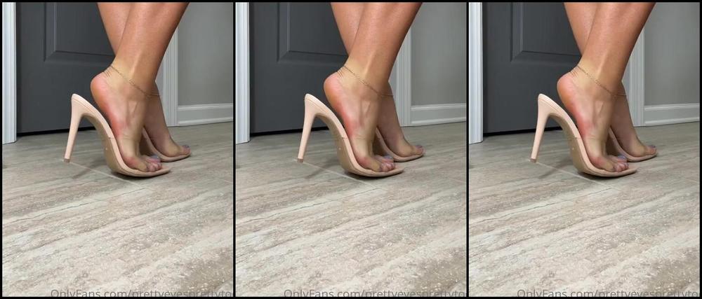 Prettyeyesprettytoes Nicknamed Prettyeyesprettytoes Onlyfans Showing Off My Feet In These Sexy Heels For You