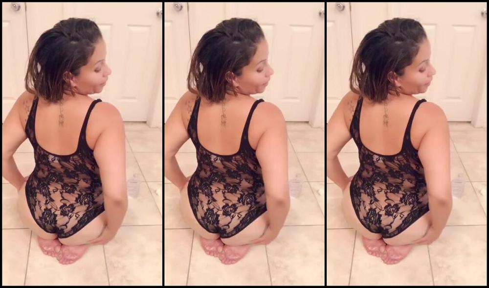 Beautiiful Liza Nicknamed Beautiifulliza 03 22 2019 Onlyfans Video Wouldnt You Like To Rub The Oil On