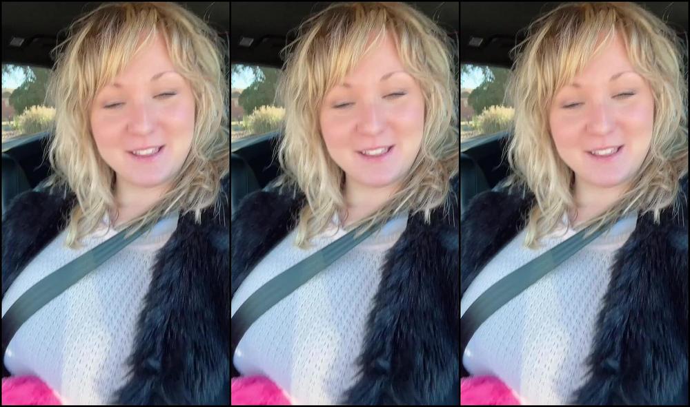 Hunnythorne 3596890830 12 07 2024 Hello Hello 3 A Cute Little Check In While I M Out Running Around Showing Off