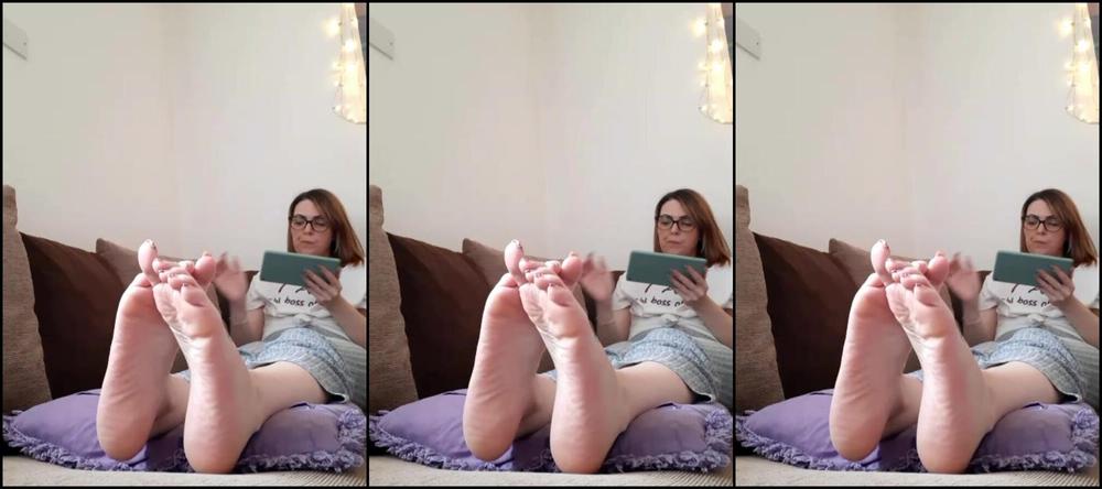 Greatbritishsoles Stream Started At Pm A Little Live So You Guys Can See My Face And Feet