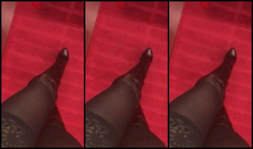 Goddess Helen Crawl At My Feet