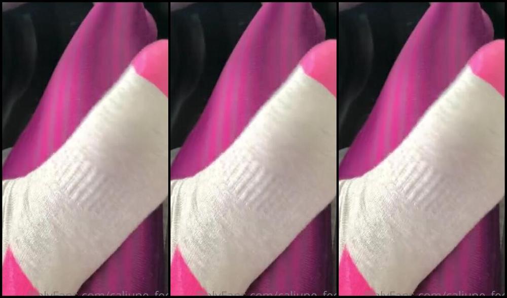 Caliupe Feet Nicknamed Caliupe Feet Foot Fetish 08 26 2022 Onlyfans Video Passei O Dia Todo De Tenis Acabei De Treinar Pesado Na Academia E Agora Tirei Os