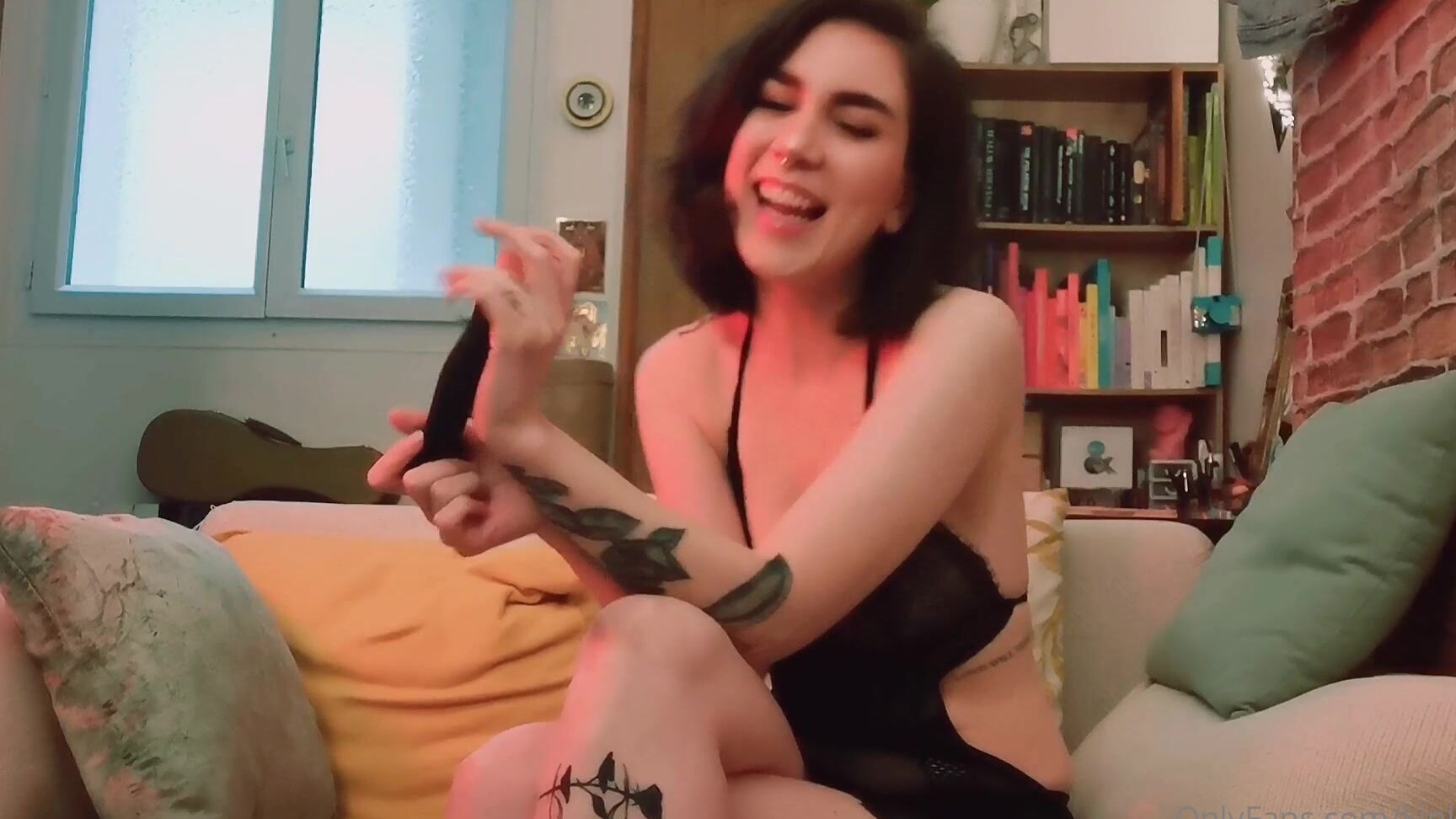 Kinkinny 2260332250 10 30 2021 Joi Pour Sissy Pute Pour Soumis Averti Choppe Vite Tout Tes Accessoires De Salope Lingerie