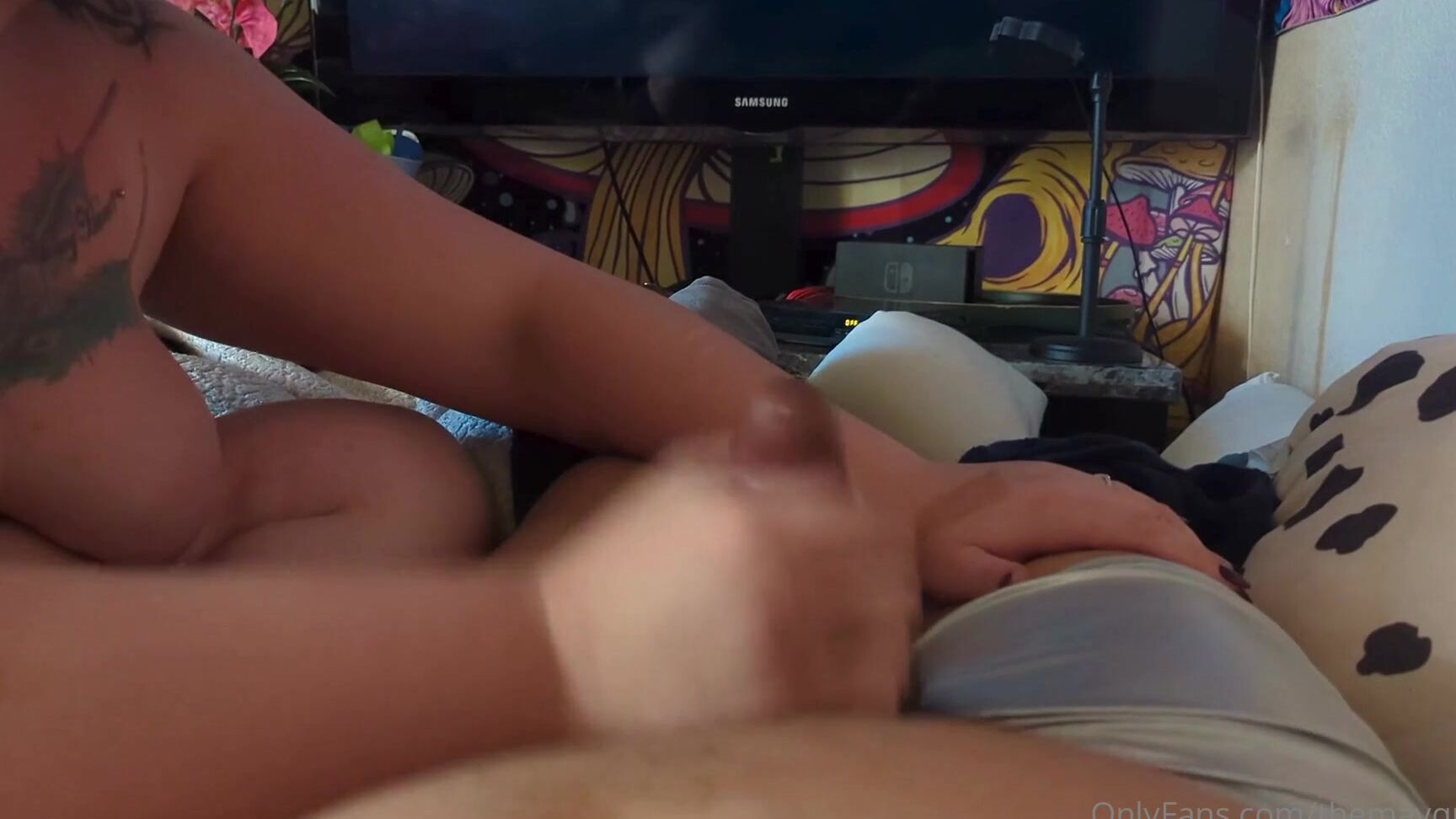 Themayqu33N 3465574727 09 01 2024 A Rough Handjob From Your Favorite Giantess