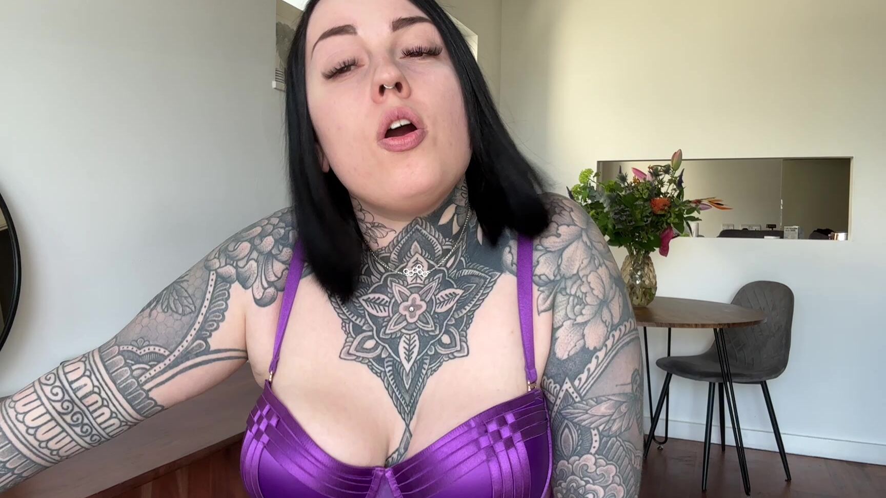 "MissValentina" british, femdom, femdompov, jerkoffencouragement, jerkoffinstruction, joi, joigames, risky, riskypublic Risky JOI Game Manyvids