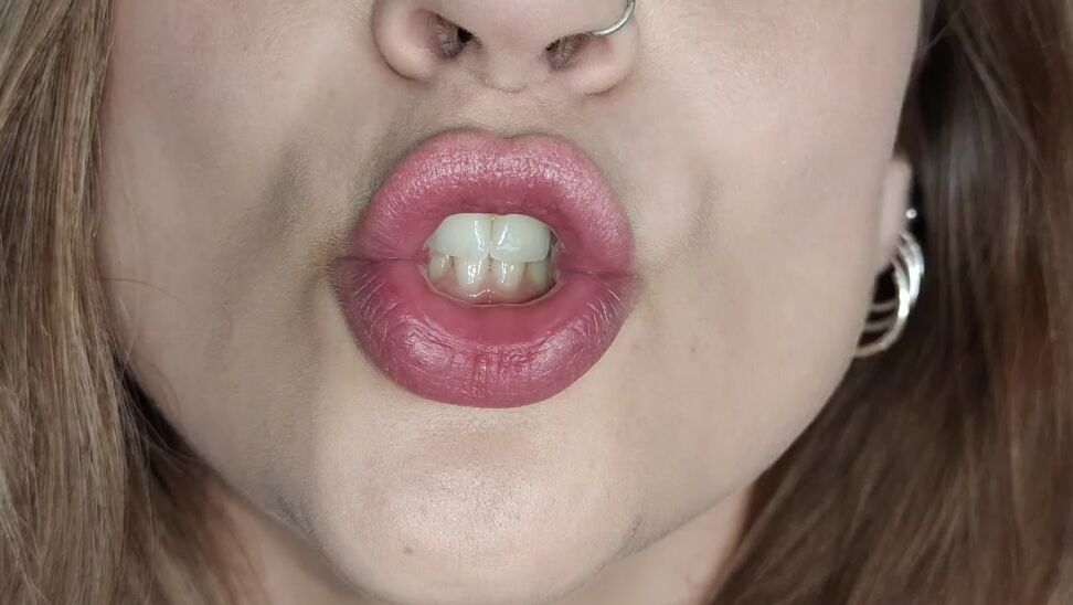 Director, Kink, Lip Fetish, Mouth Fetish, Producer, SFW lexyalex12 square lips fetish ManyVids