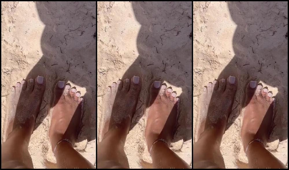 Queenjodiieetoes Aka Prettyfeetonly1800 Onlyfans Was On Vacation Thinking Of You But Had No Service So Enjoy