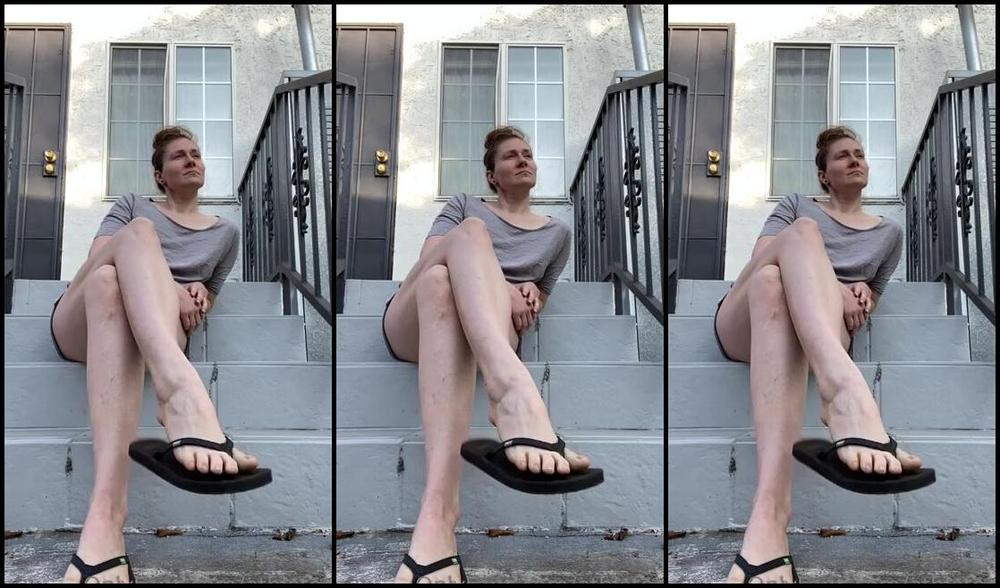 Athletoes Nicknamed Athletoes Onlyfans Enjoying The Cool Breeze