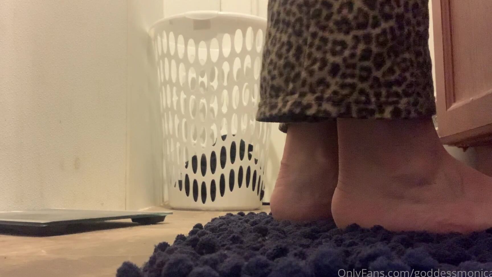 Goddessmonica W Morning Routine I M My Flip Flops Of Course