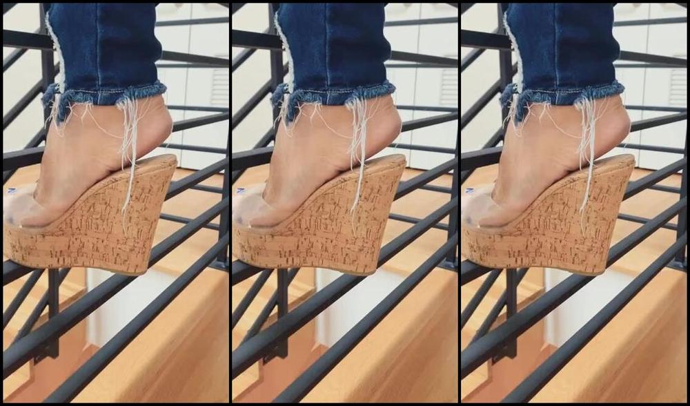 Kate Dangle Nicknamed Katedangle 09 23 2023 Onlyfans Video There Is A Kinky Little Story Behind This Particular Pair Of Wedge Heels In This