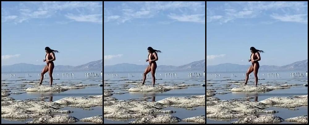 Lexa Stahl 2565728933 08 18 2022 Bts From My Most Recent Shoot Same Video One Is Zoomed And One Is Not I