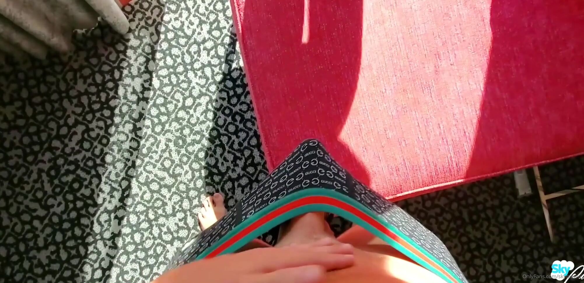 skypierce-28-09-2019-65122405-vegas-pool-party-hookup-full-video-on-many-vids-