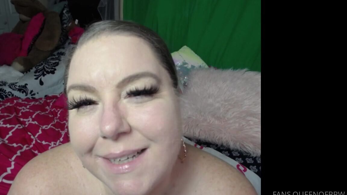 Platinumpuzzy Playing On Cams Looking Up At The Camera Look