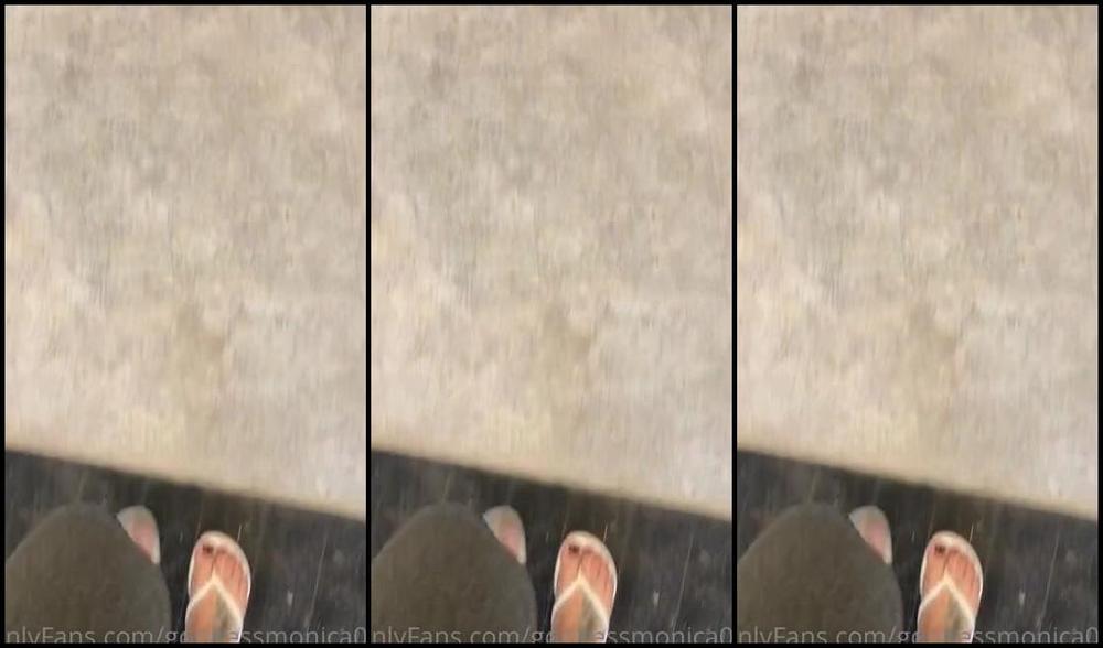 Goddessmonica00W Onlyfans Flip Flop Trip To The Laundromatp
