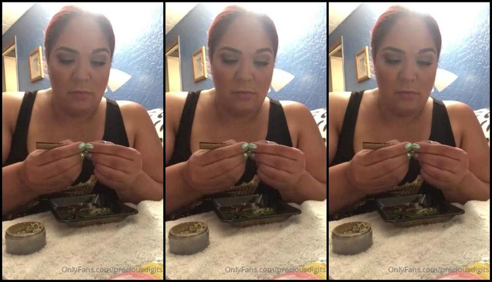 Preciousdigits Nicknamed Preciousdigits Foot Fetish 08 31 2019 Onlyfans Video Rolling My Blunt Like A Pro
