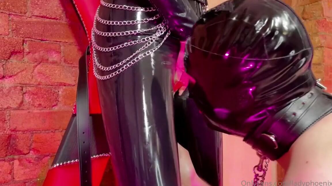 Lady Phoenix Nicknamed Ladyphoenix Ldn Onlyfans New Clip Slave Initiation 1 A New Slave Arrives At My Lair For Initiation Under My Service The