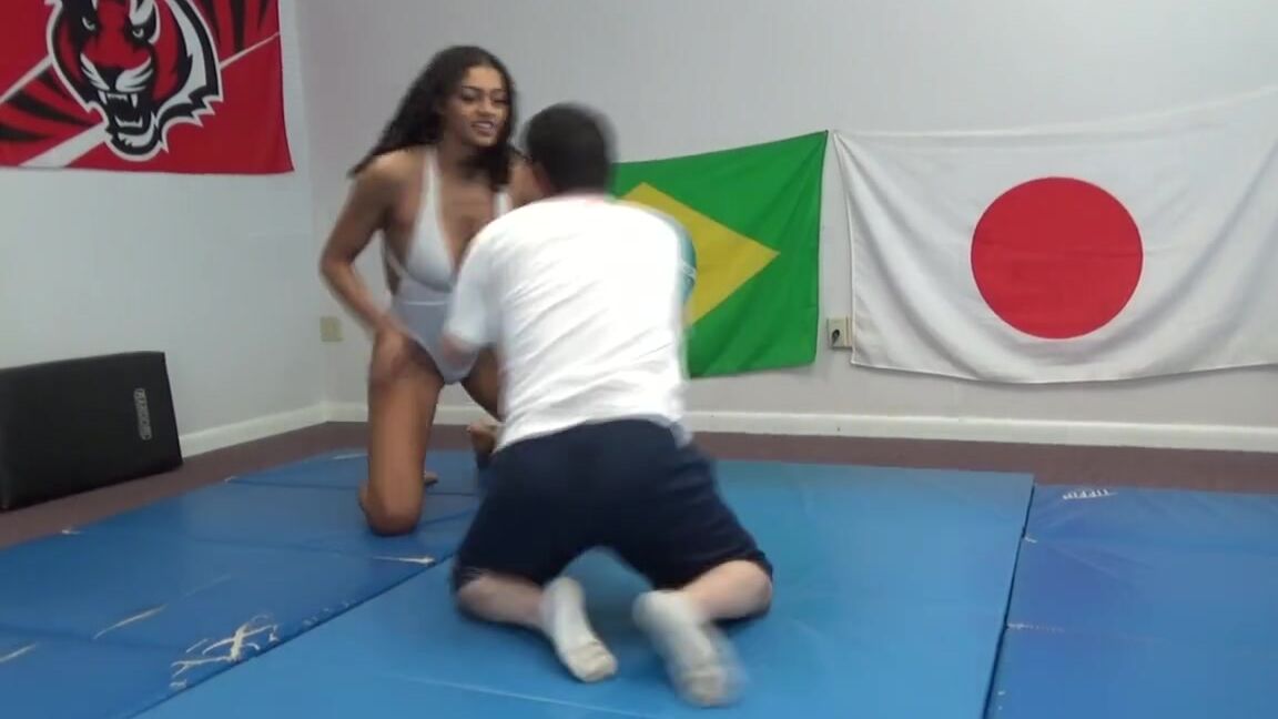 grappling girls in action ggamazons151_O Clips4Sale