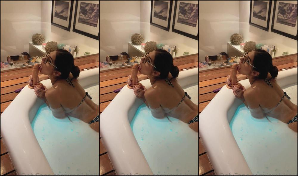 Melkhalifa Vemm Tomar Esse Banho Quentinho Comigo Come Take This Warm Bath With Me