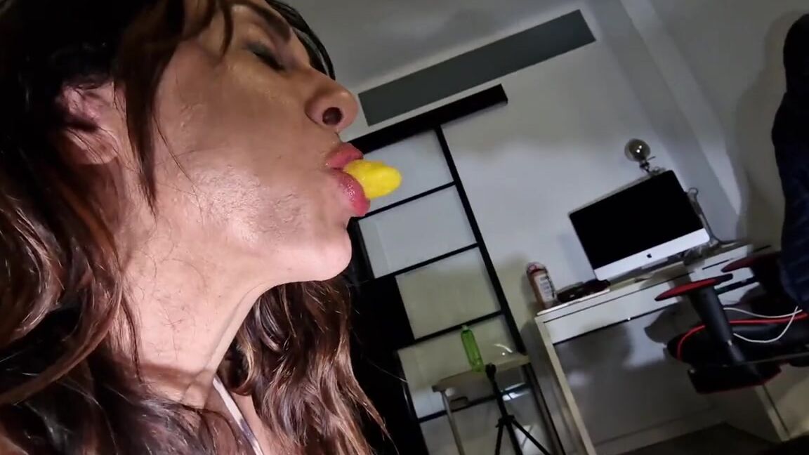 Alejandra Chacon Aka Alejandrachacon 06 12 2024 Onlyfans Video Mango Party