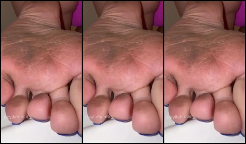 Kyliehaale Onlyfans Take Ur Tongue And Make My Sole Spotless Full Video Dm For Custom It Video Callsp