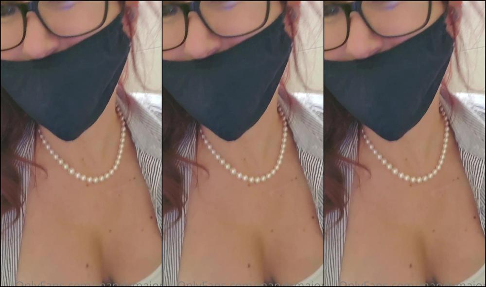 Mandymajors You Already Knew Me Walking Around The Mall Feeling That Plug Deep In My Tight Ass That