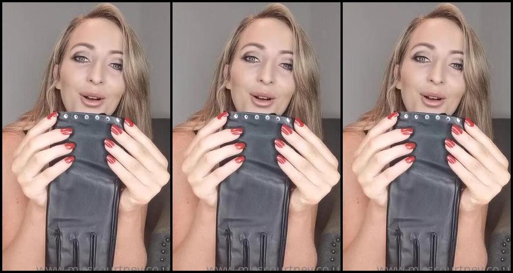 Misscourtneym Onlyfans Beautiful Leather Gloves They Feel So Good On My Skin Tobp