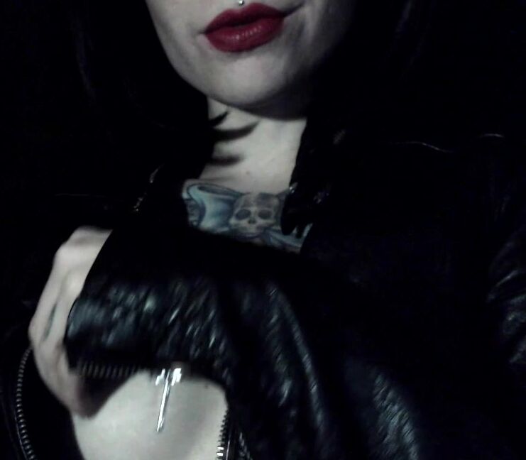 Topless, Smoking, Oral Fixation, Tattoos, Lipstick Fetish jasperswift bad girls club ManyVids