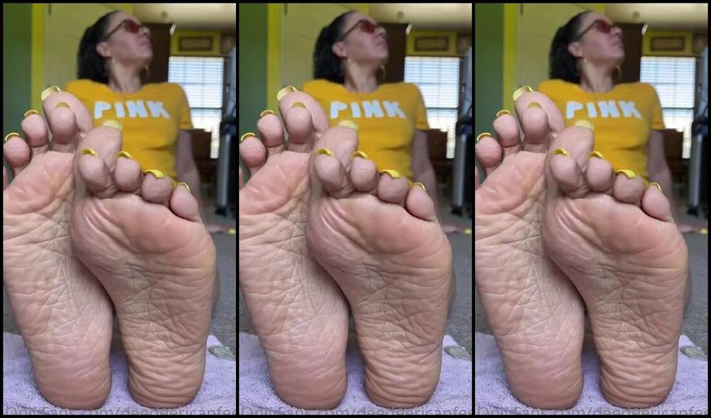 Deedeericanfeet Onlyfans As Requested Oily Soles Ignore