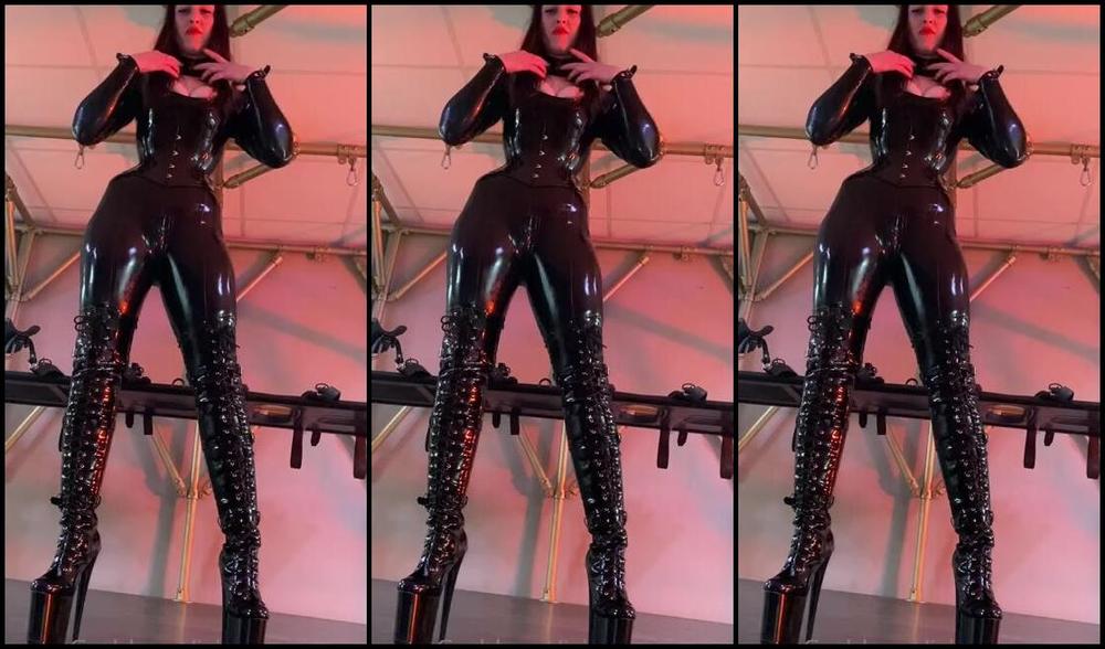 Vivienne L Amour Aka Vlproductionsuk Onlyfans The Ultimate Latex Goddess Joi Pov Clip I Loved This Too Much So I Thought I Would Make Your Fri 1