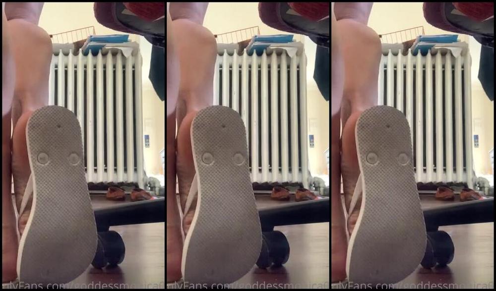 Goddessmonica00W Onlyfans Fuck My Feet In Flip Flopsp