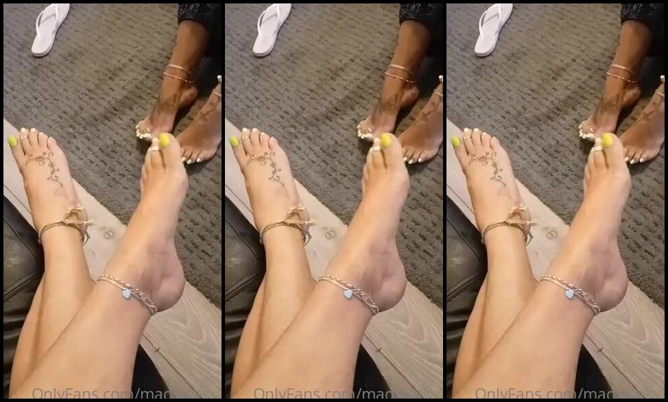 Msmaddy Aka Madsoles 1 Onlyfans Just Me N Solefulsassy Wiggling Our Toes Listening To Abit Of Seanpaul