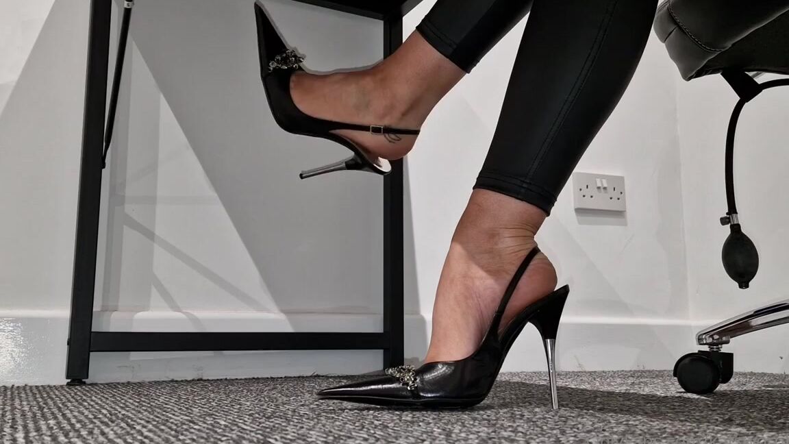 Kats Worn Heels Nicknamed Katswornheels Onlyfans Im Sorry But These Have To Be One Of The Sexiest Pairs Of Heels I Own