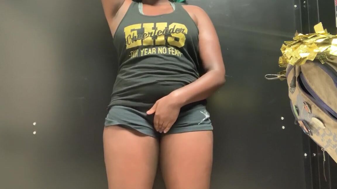 HARD ORGASM BEFORE MY CHEER PRACTICE_juicyblvckgyal PornHubPremium