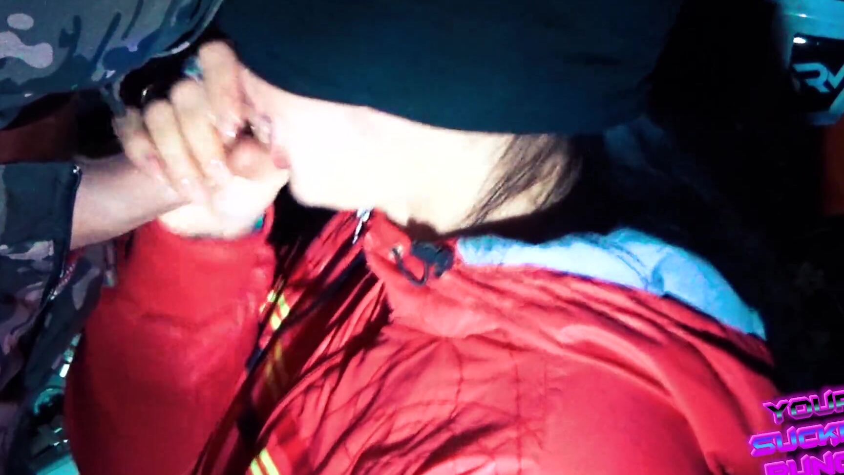 Simon Winternight Пограничник Застукал Шлюшку И Заставил Ее Сосать Член Xhamst