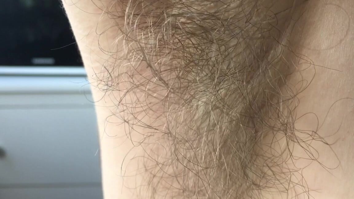 Kinkyemma Lick The Odor From My Hairy Armpits