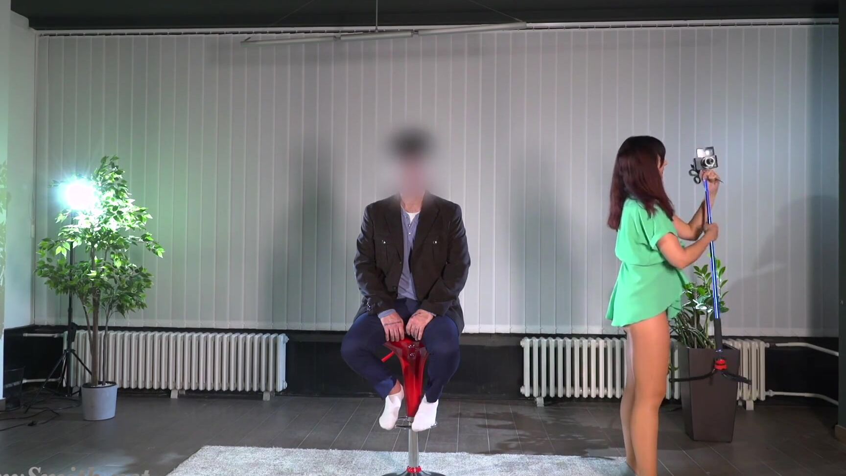 Jeny Smith Hairdresser (part 4). Jeny Smith with seamless tights teasing a guy. He touched her pussy Pornhub