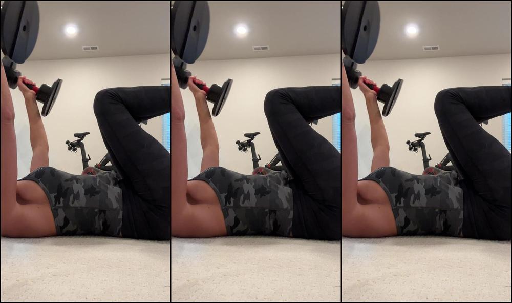 Nofacemom77Vip 3318044116 05 14 2024 My Side Boob